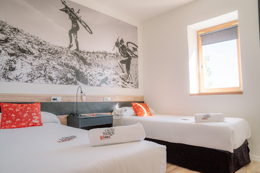 Hotel en la Sierra de Madrid -Restaurante & SPA CicloLodge