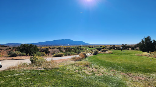 Twin Warriors Golf Club - Thumbnail