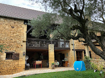 La Grange de Langlade: Gîte et Chambre d'hôtes, avec piscine et spa en campagne, Gîte de groupe en Dordogne, Périgord Noir à Proissans