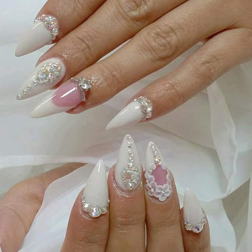 Arianna Kinn Beauty - Thumbnail