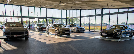 Car company B mobility Nieuwe Pekela B.V. People cars, Business cars & Campers - Thumbnail