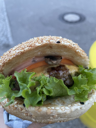 Dillen Burger - Thumbnail