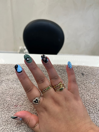 A-One Nail & Spa - Leeds
