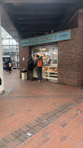 Mike's Donuts - Visual