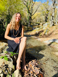 Photo n°3 de Cristina de la Puente.Libération émotionnelle • Activation Kundalini Energy • Fascias • Développement personnel à Lourdes (Centre de yoga)