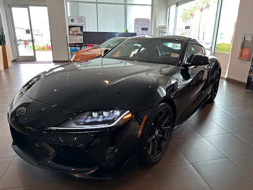 Tustin Toyota - Thumbnail
