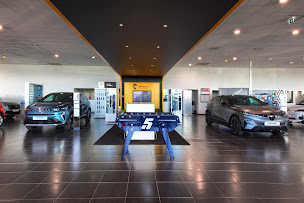 Photo n°3 de RENAULT LIBOURNE - RRG à Libourne (Concessionnaire automobile)