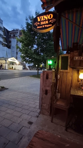 Vinoteka & Wine Bar
