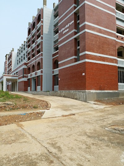 Photos of Chief Judicial Magistrate Court, Moulvibazar