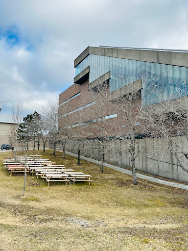 Queen Elizabeth II Library Gallery - Canada