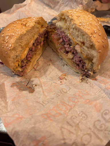 Photo 1 - Miam' Burger Foodtruck emplacement: Bourget du Lac