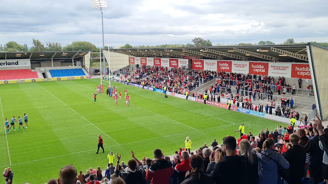 Comments and reviews of Salford Red Devils RLFC