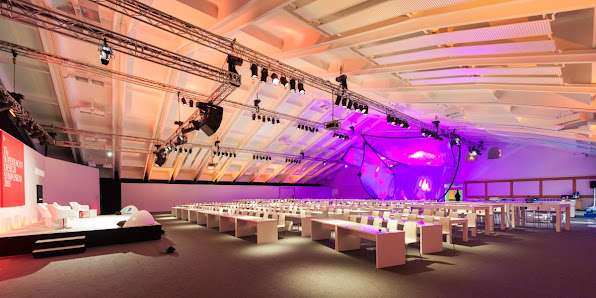 LiveTec GmbH Kirchberg/Kitzbühel/Tirol - Veranstaltungstechnik und Eventbauten Kitzbüheler Str. 108, 6365 Kirchberg in Tirol, Österreich