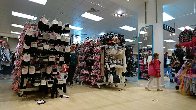 Primark Phone number