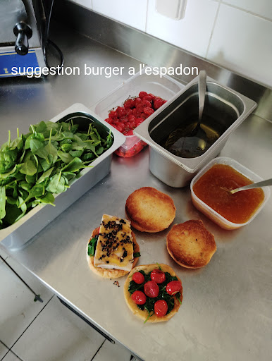 Beny sim's burgers