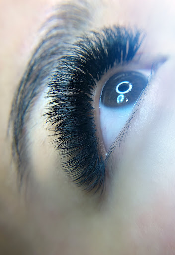 a.visionarybeauty - Thumbnail