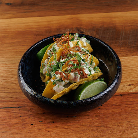 Lolita Back Bay by null