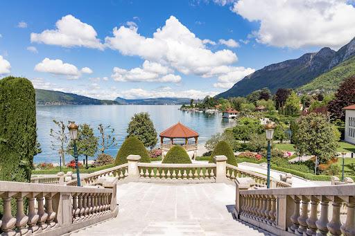 Photo de Logis Hôtel Villa Riva à Veyrier-du-Lac (74290)