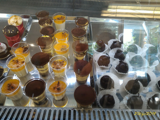 Gelateria L'Azzurra Di Bettelli Giuliano - Thumbnail