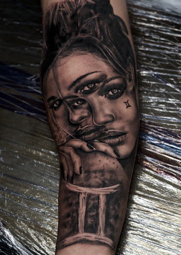 Unscripted Co. - Visual