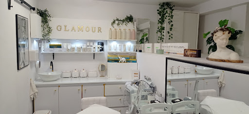 Glamor Beauty Salon