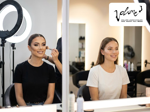 Choosing between photoshoot makeup and regular event makeup can be confusing. At VOLUME UNISEX SA… post image