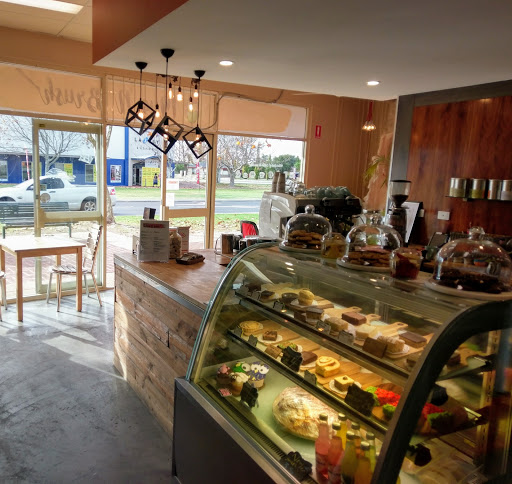 Mug 'n Brush Art Centre & Indoor Playground Gallery - Australia