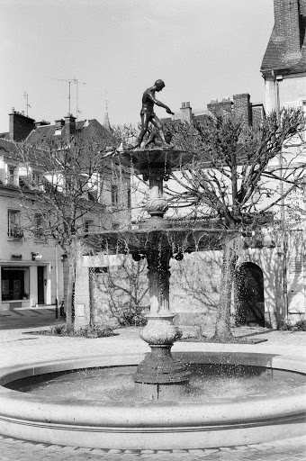 Fontaine place du change - Thumbnail