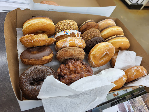 Max's Donuts - Thumbnail