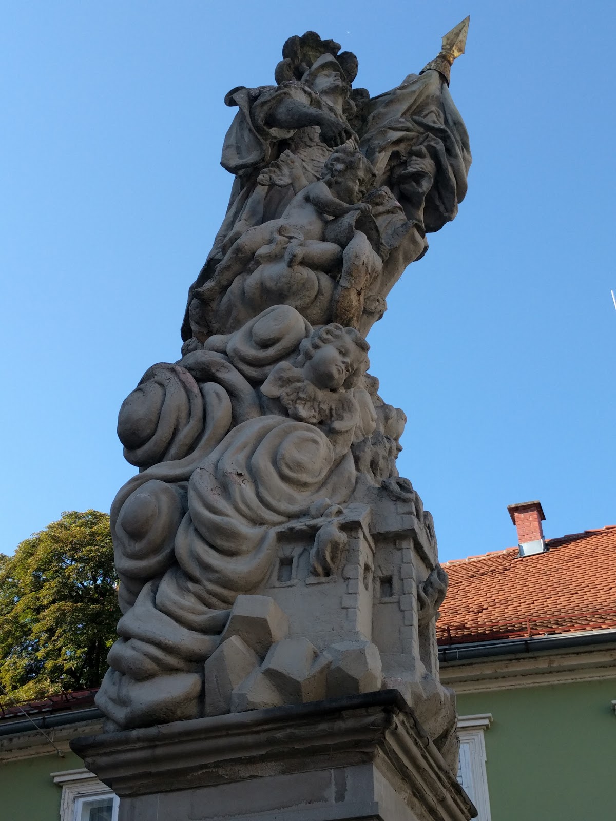 Sveti Florijan Statue
