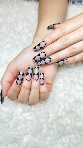 Dashing Nails & Spa Okotoks - Thumbnail