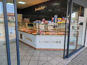 Photo n°3 de BOULANGERIE PÂTISSERIE SECRET DU PAIN à Bourg-lès-Valence (Sandwicherie)