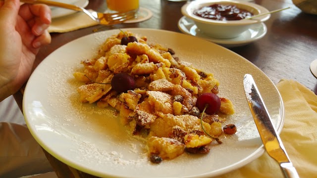 Cafe Polite