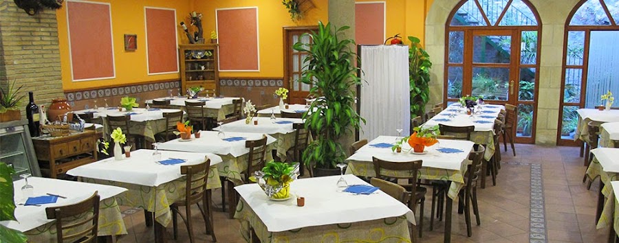 Hostal Restaurante El Surtidor