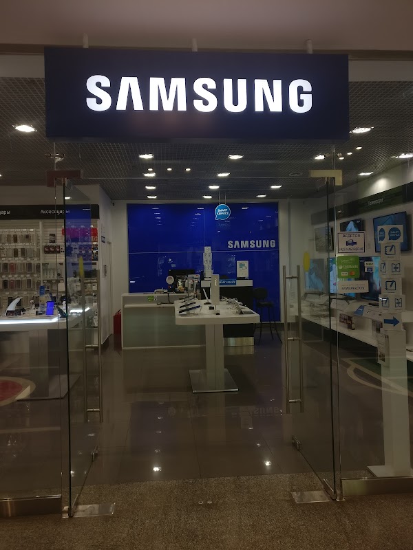 Фирменный магазин самсунг. Фирменные магазины Samsung. Samsung фирменный магазин в Москве. Самсунг Красноярск.