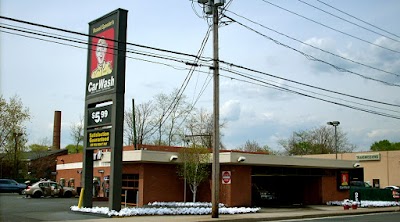 Russell Speeders Car Wash of Norwalk