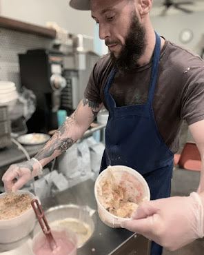 Laozi Ice Cream (Pronounced like LOUSY. It's a long story:) by null