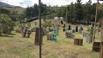 Photos of Paintball Club Medellin Field 2