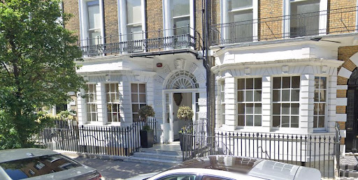 Harley Surgery: Dr. Riccardo Frati - Cosmetic Plastic Surgeon London