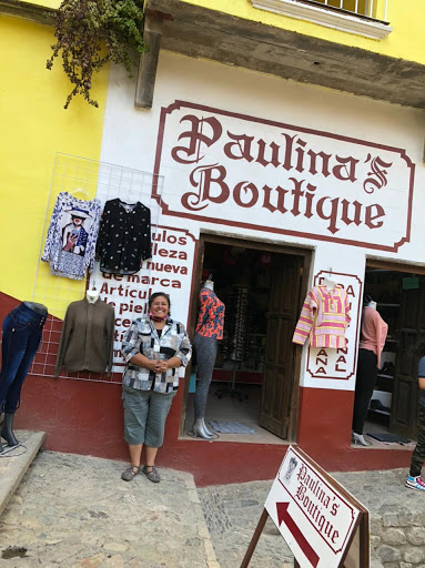 Paulina’s Boutique 2 Logo