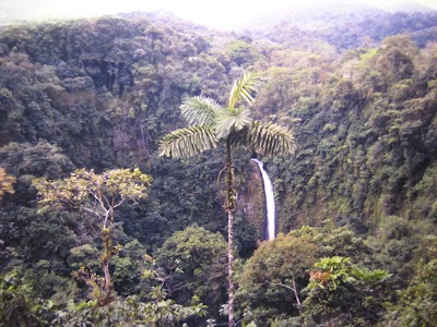 Photos of Rio Fortuna Waterfall