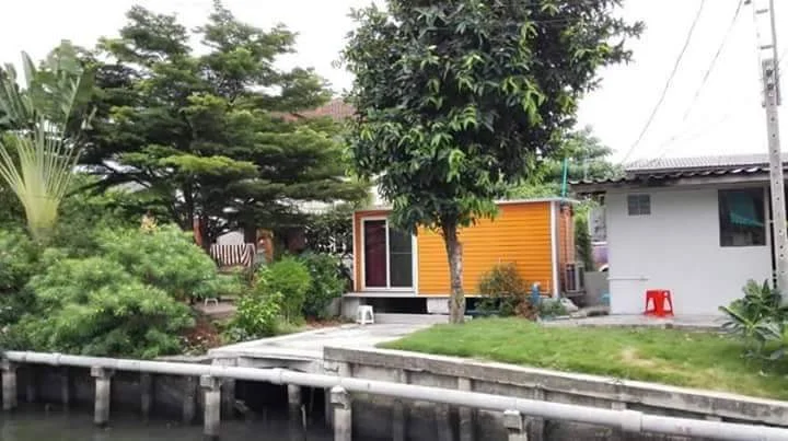 บ้านริมน้ำ ห้องพักรายวัน สายใต้ใหม่