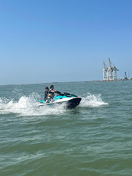 Photo n°9 de St Vivien JET SKI à Saint-Vivien-de-Médoc (Agence d'excursions en bateau)