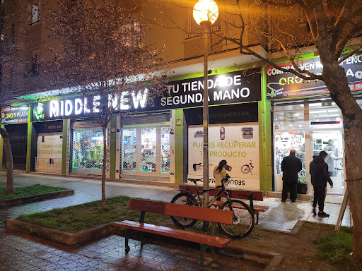 MIDDLE NEW - Visual