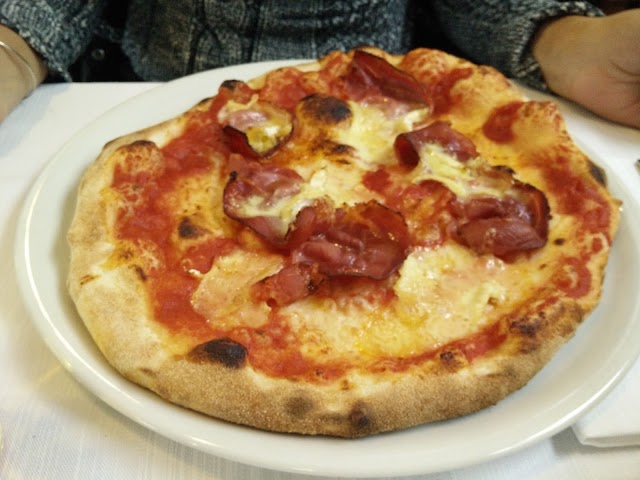 Pizzeria Montegrigna | Tric Trac