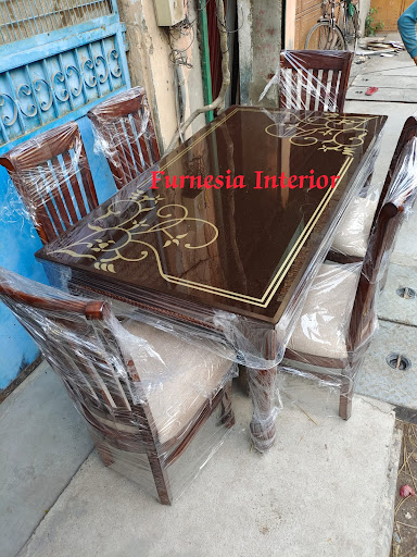 Gallery image 260