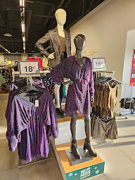 Photo n°12 de Kiabi à Lorient (Magasin de vêtements pour femmes)