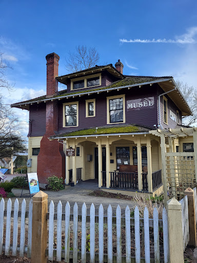 Coquitlam Heritage at Mackin House - Thumbnail