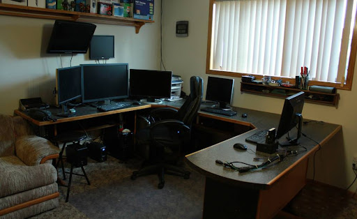 R Country Computer Services