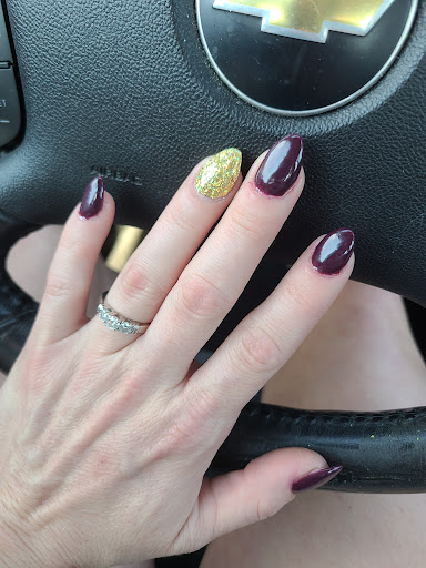 Nails Expression - Visual